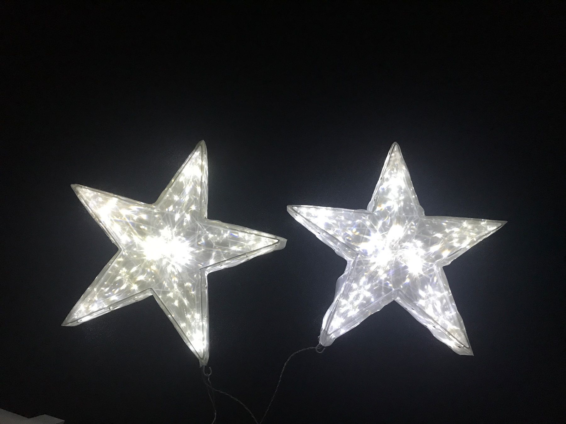 Micasa Ghirlande e barre luminose: 2 grosse Sterne LED weisses Licht – Usato da St. Margrethen SG venduto da kellenbh
