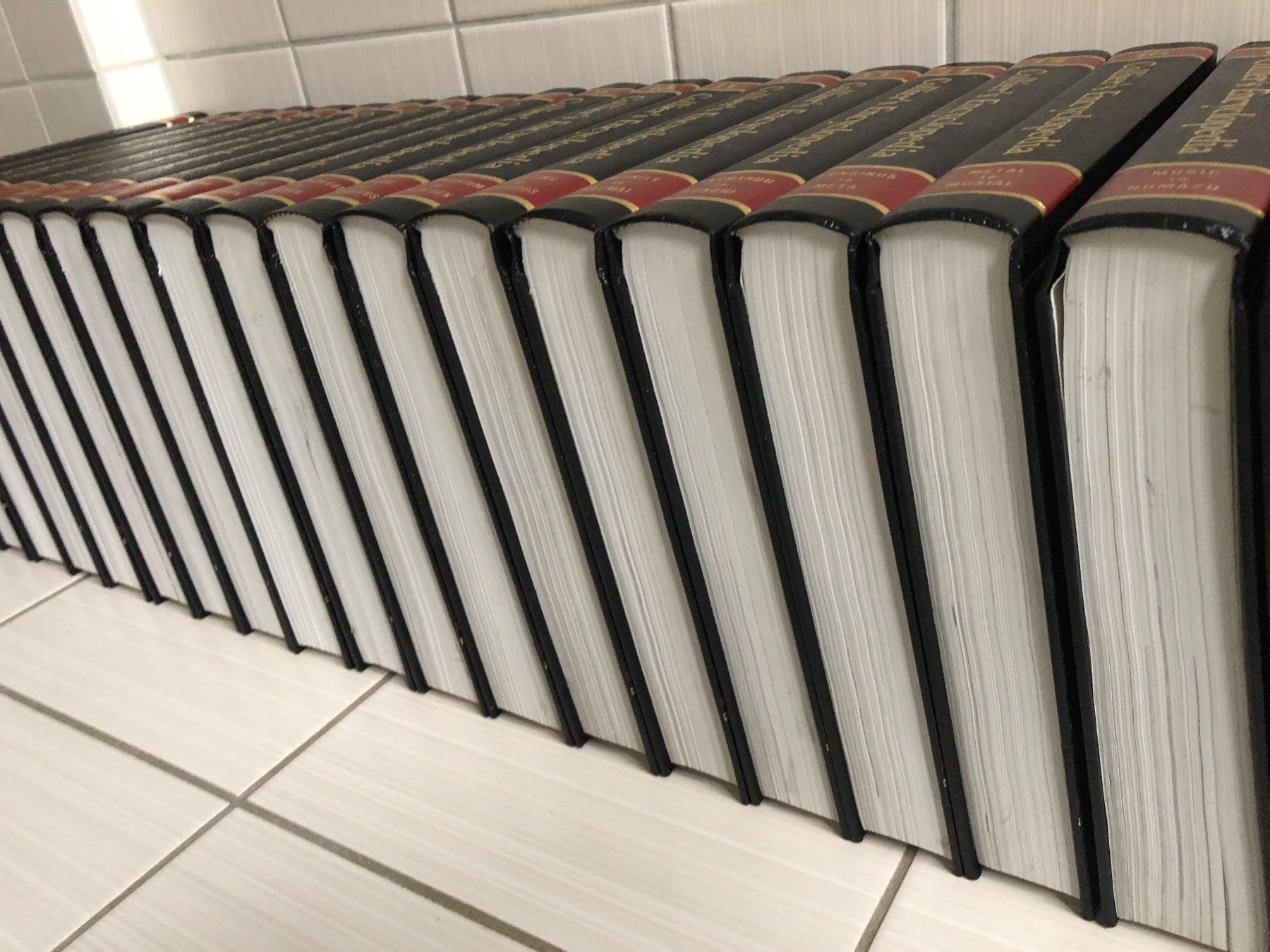 Bücher: Collier’s Encyclopedia – Gebraucht aus Arth von Vrecam51 4