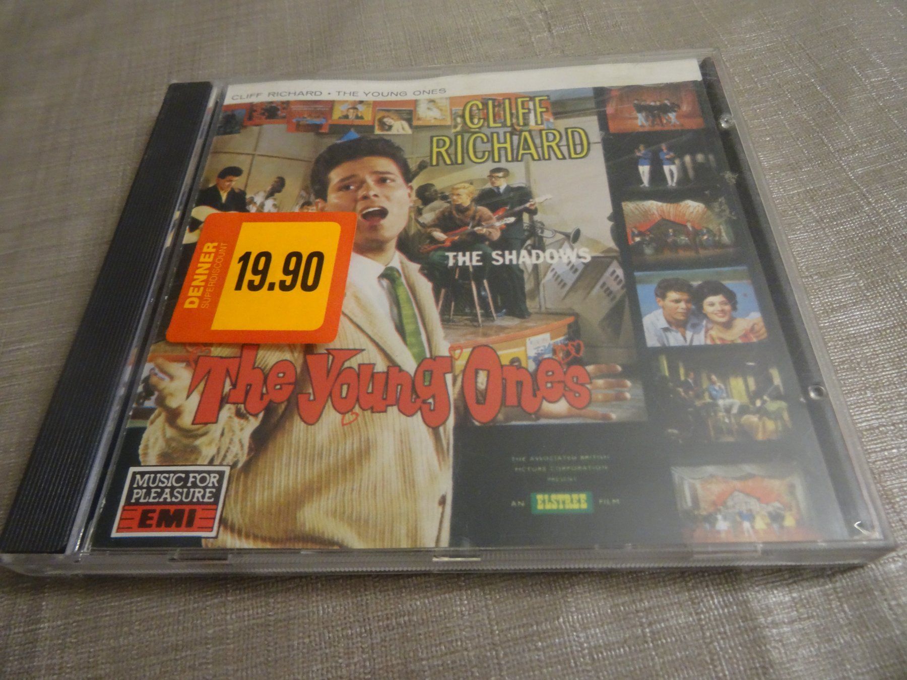 CD: Cliff Richard - The Young Ones CD – Usato da Olten venduto da Disc-Ausverkauf