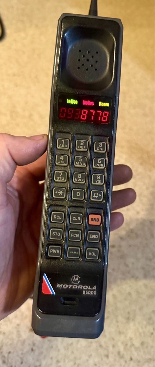 Motorola Telefoni: Vintage Motorola Dynatac 8500X – Usato da Menziken venduto da T_1_RACER 9