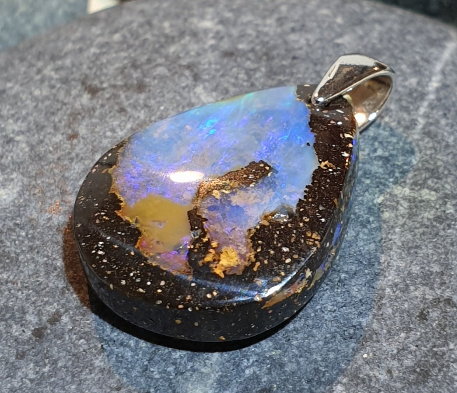 Ciondoli: Anhänger Boulder Opal. – Nuovo (secondo la descrizione) da Niederbüren venduto da Raphael014 5