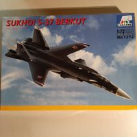 1976 ... Suchoi SU-37 Berkut ... Italeri 1212