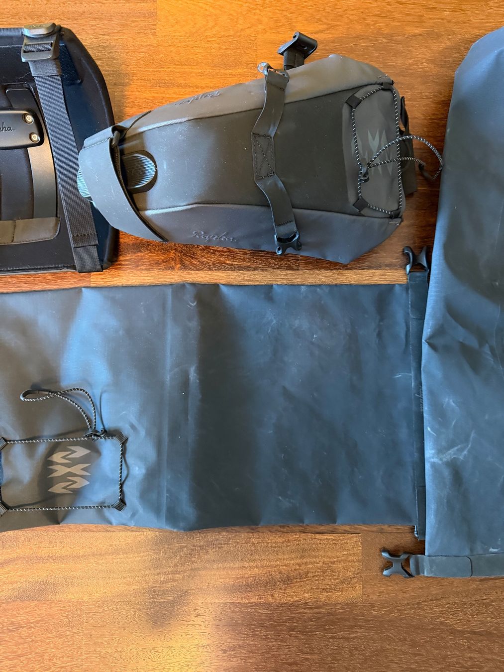 Rapha Borse: Rapha Explore Radtaschen/ Bike Packing – Usato da Ennetbaden venduto da miboo 1
