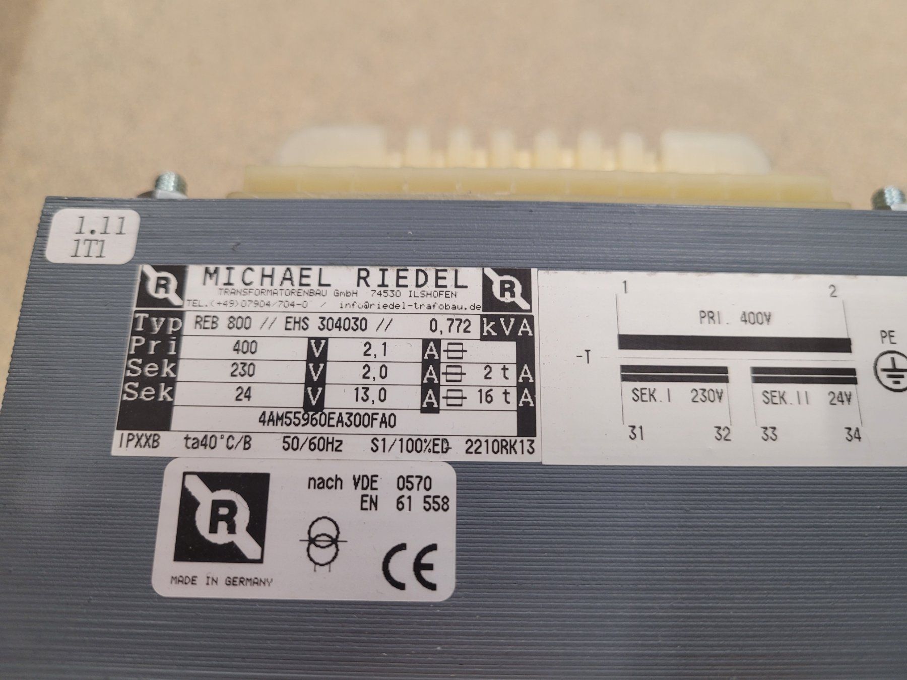 Elektronikbauteile: Michael Riedel Travo / 400V / 230V / 24V – Gebraucht aus Vitznau von Night-Fire 1