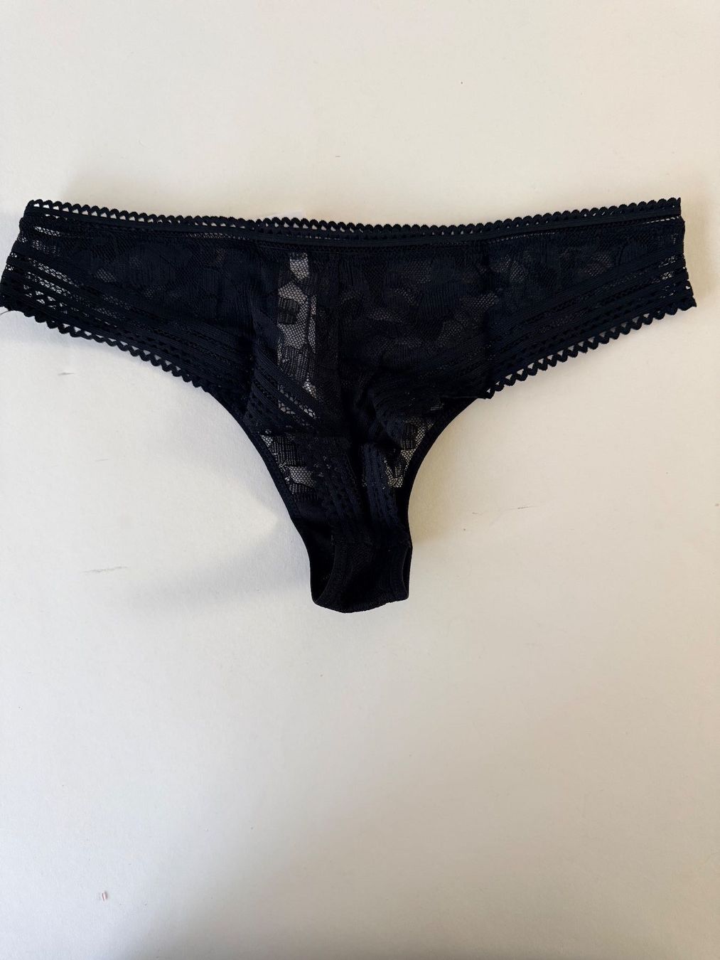 Passionata Altra biancheria intima: String, PASSIONATA, Gr. 38, Schwarz mit Blumenmuster, 3 Stck – Nuovo e nell'imballaggio originale da Rudolfstetten venduto da gst_g7xl 2