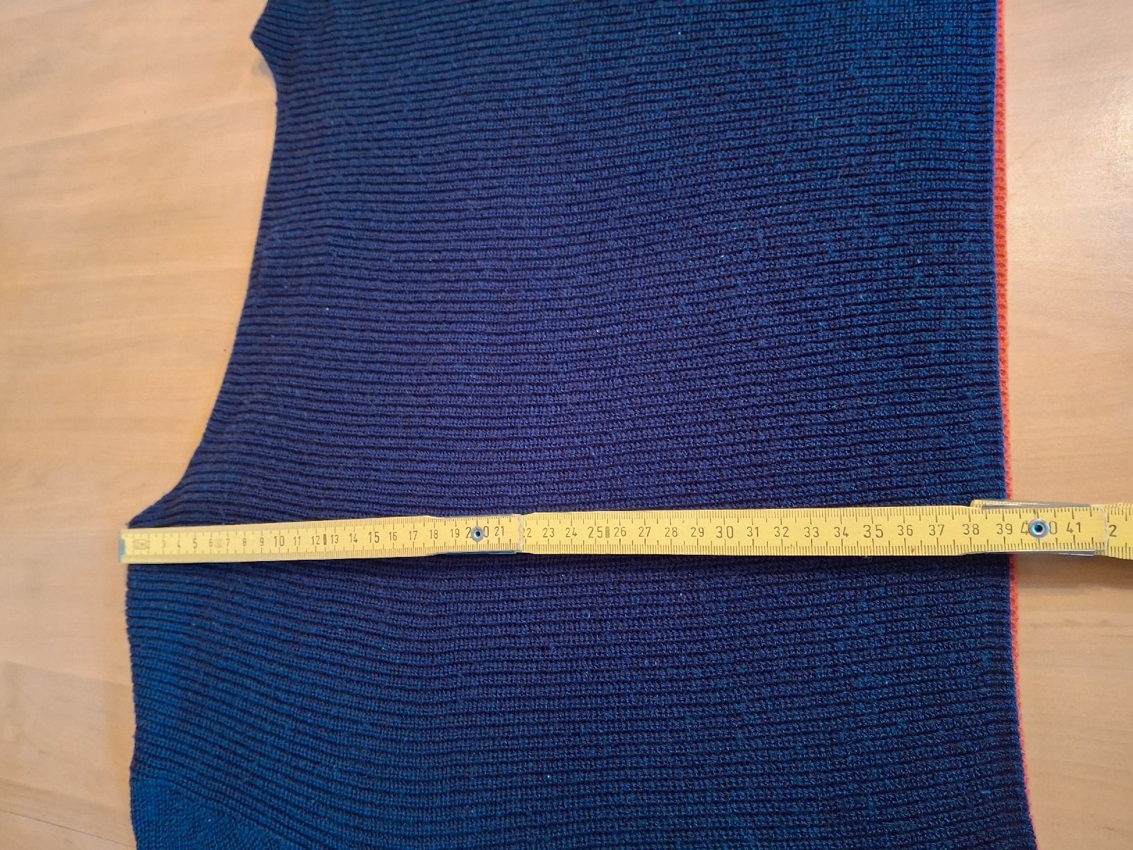 H&M Maglioni & Felpe: Pull court taille S marque H&M – Usato da Villiers venduto da san_jn5w 5