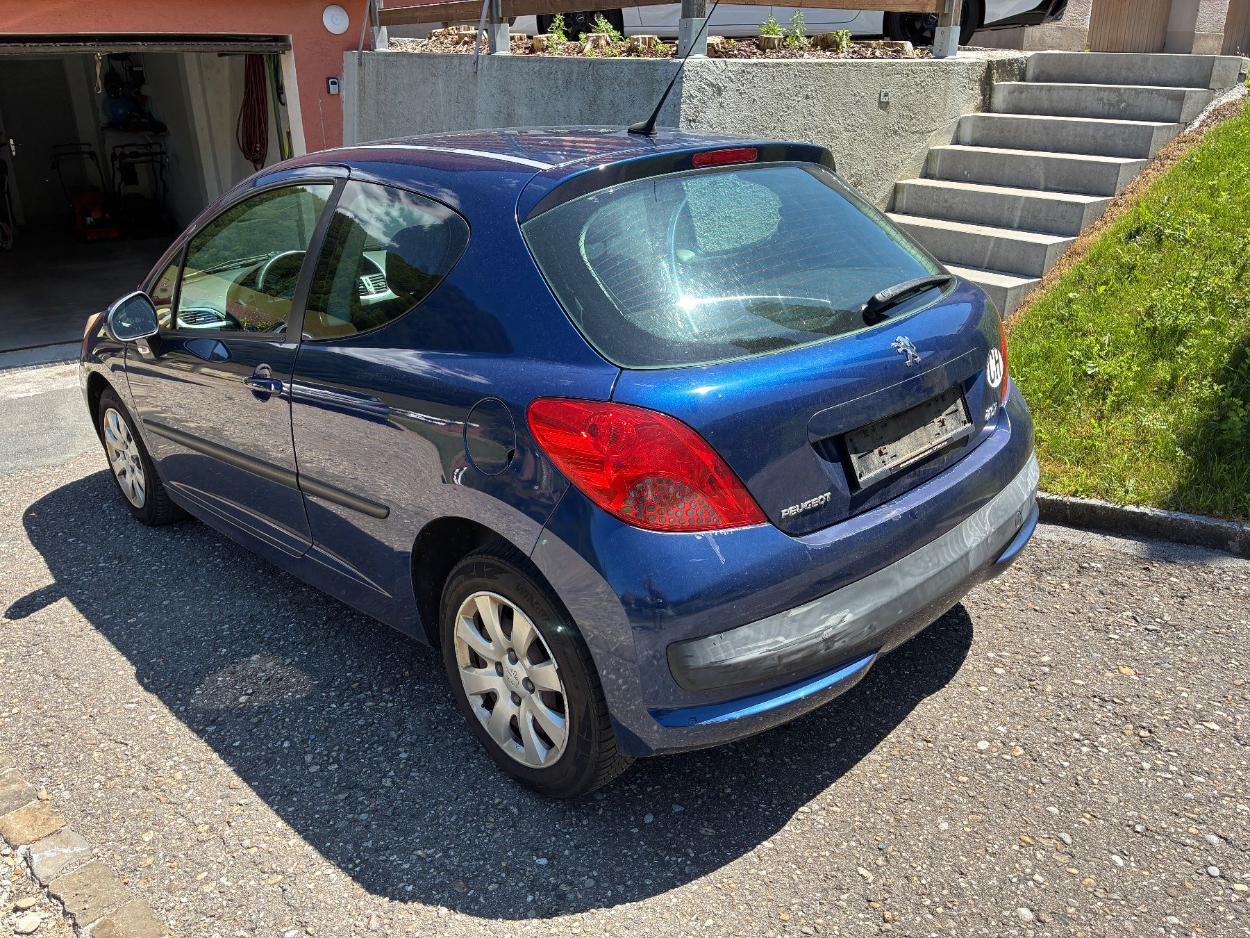 Peugeot Autos: Peugeot 207 1.4 16V – Gebraucht aus Brunnadern von rico.bodmer 3