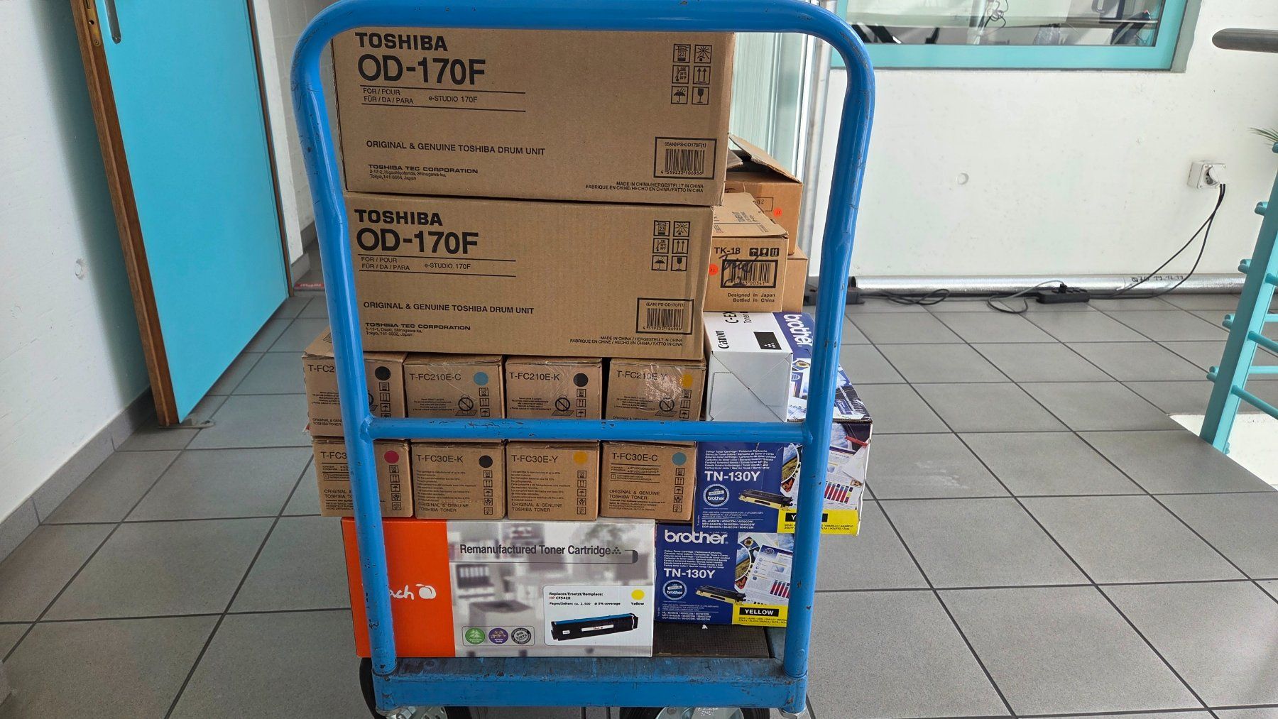 Cartucce per stampanti & toner: Druckerpatronen – Usato da Veltheim AG venduto da sixjet 3