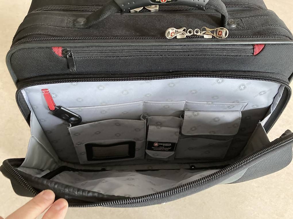 Valises & Sacs: Wenger Laptoptrolley / Reisetasche – D'occasion à Eglisau par Jetyves 3
