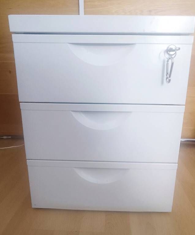 Ikea Korpus: Metall-Rollcontainer mit Schloss, 3 Schubladen – Gebraucht aus Bern von sv-trade