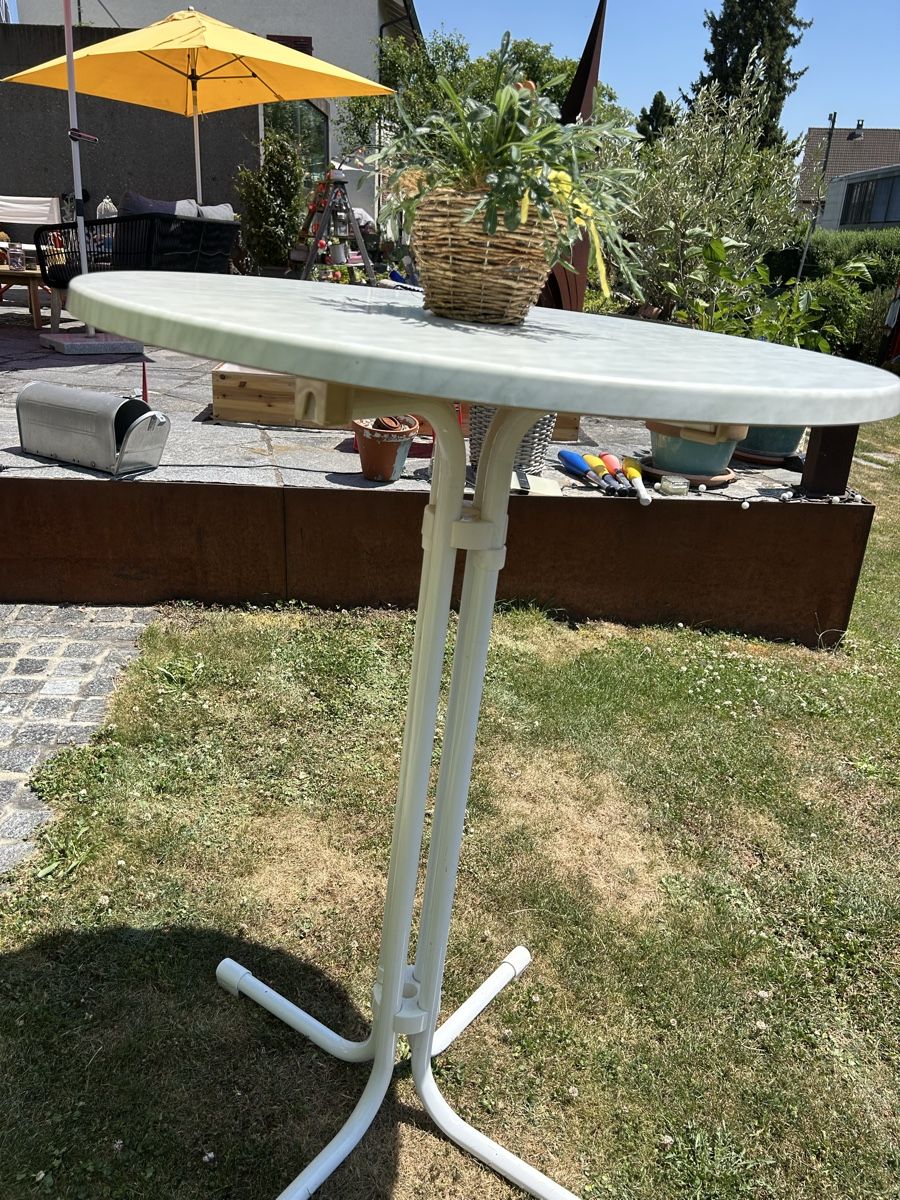 Tavoli: Stehtische mit Houssen – Usato da Birmenstorf AG venduto da bir_9tbh 3