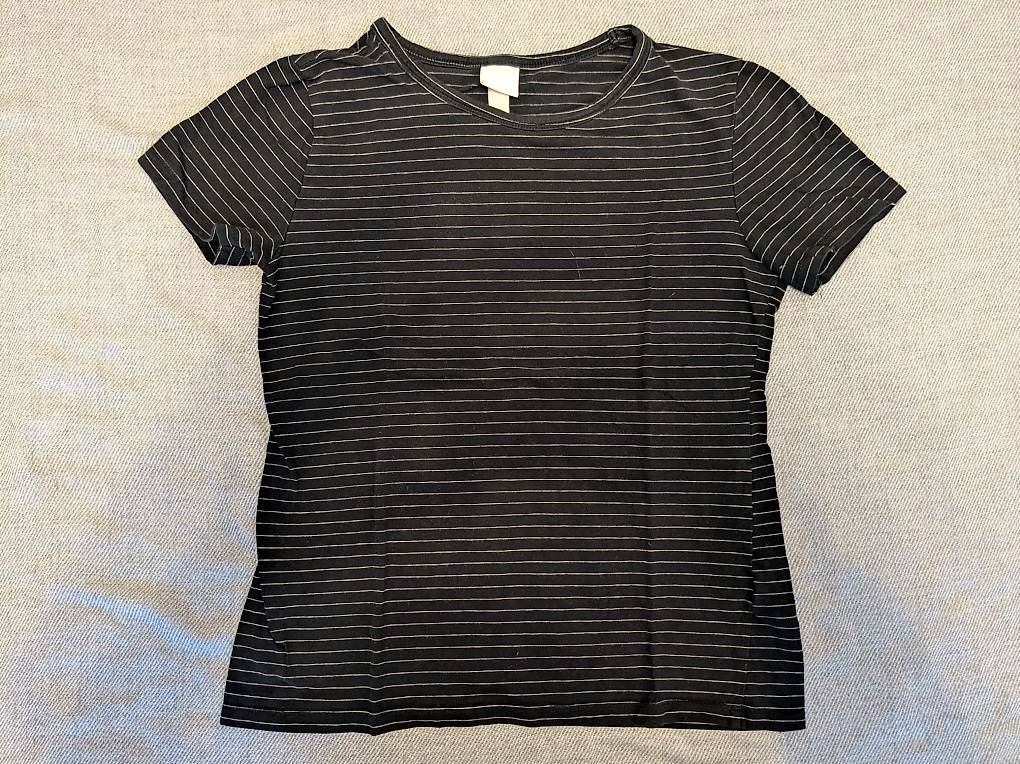 T-shirt: T-Shirt - H&M – Usato da Gams venduto da sen_y2ml