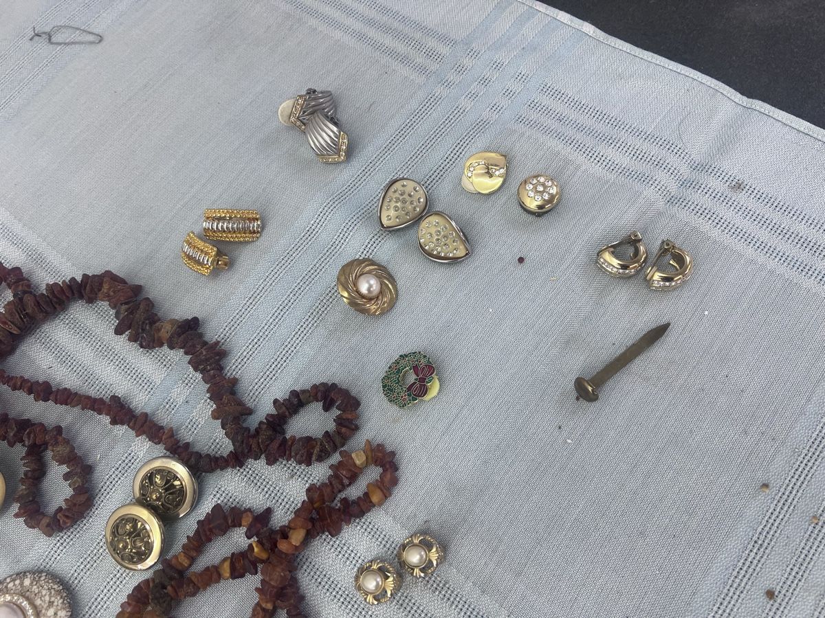 Sonstiger Schmuck: Modeschmuck (86) – Gebraucht aus Glattfelden von bro_f2vv 1