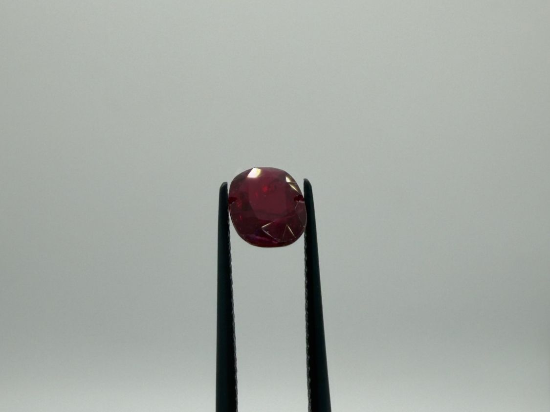 Edelsteine: Natural Pigeon Blood Ruby 0.87ct - Incl. Certificate – Neu und originalverpackt aus Buchs SG von OTNaturalGems 7