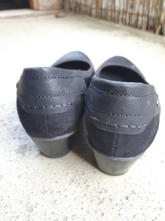 Scarpe da donna: Schwarz matte Lederschuhe Gr.40 – Usato da Zürich venduto da Blue_44 1