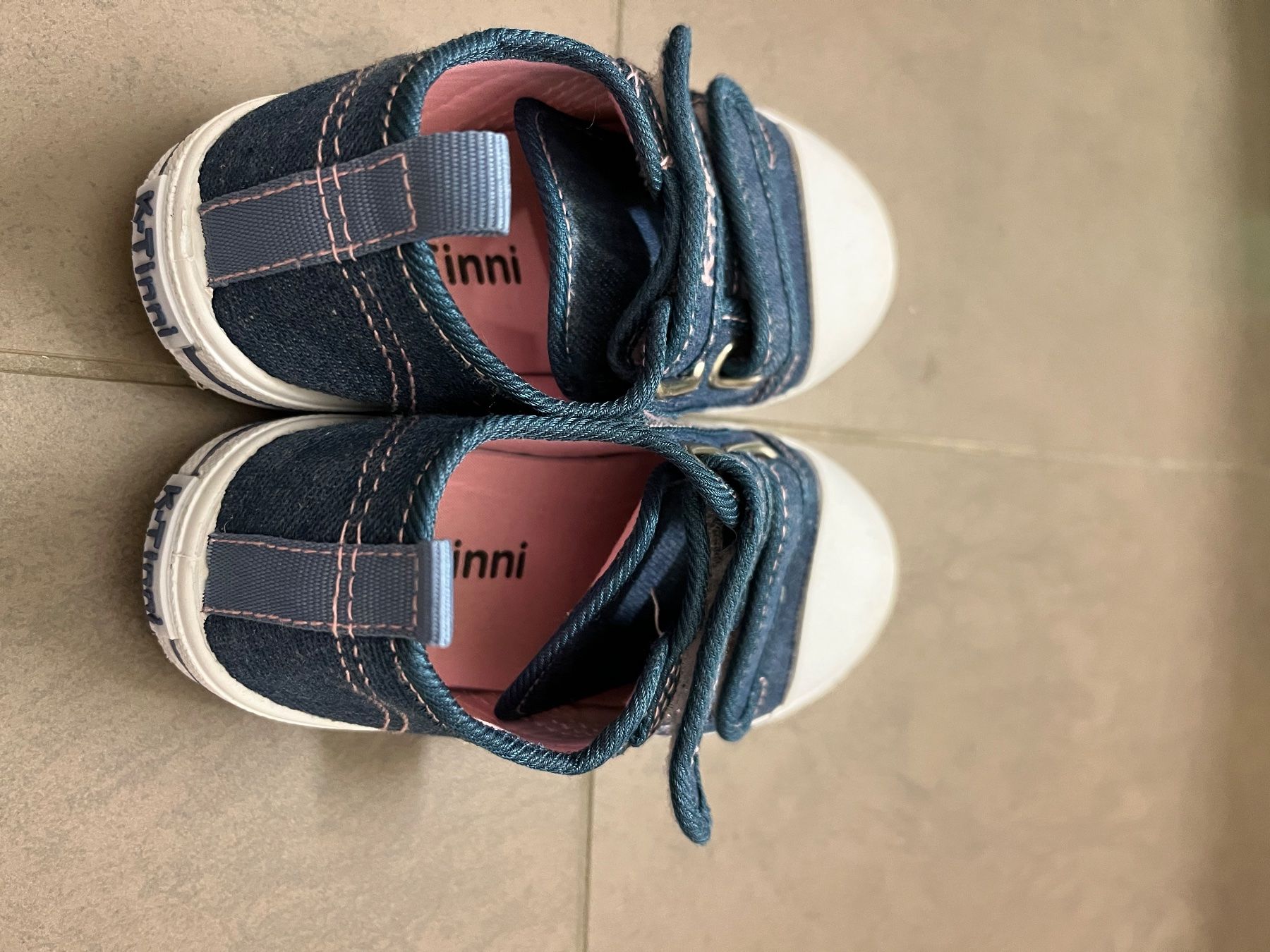 Scarpe per ragazze: Turnschuhe 25 – Usato da Zürich venduto da Gabi_78 1