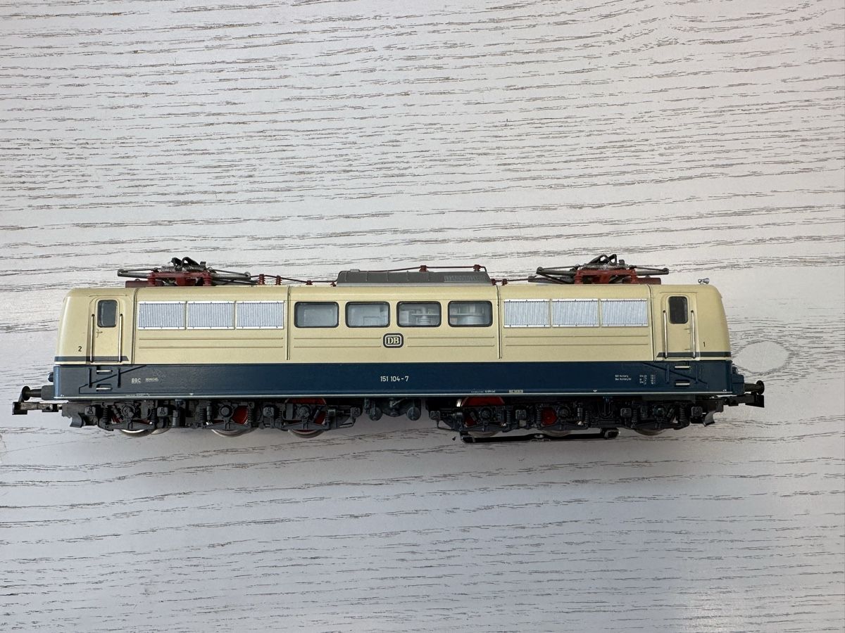 Märklin Modellini di ferrovie: Märklin 3058 DB BR 151 – Usato da Lupsingen venduto da New-Haven 3