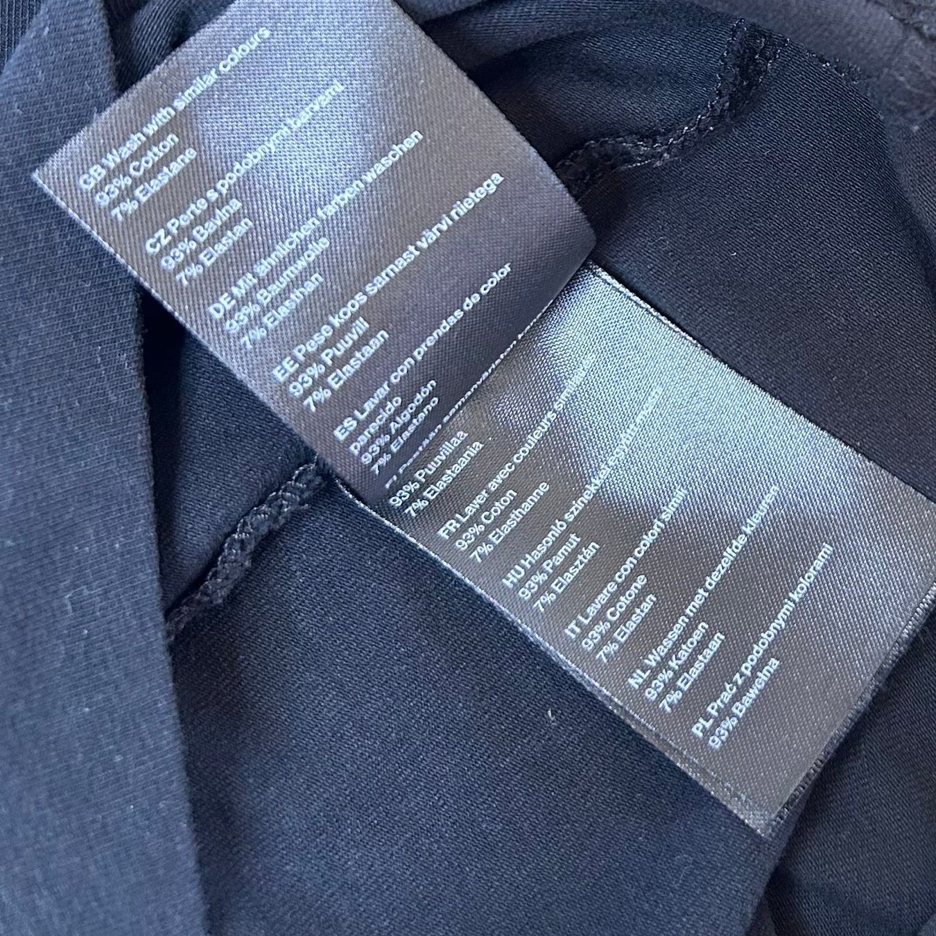 Weekday T-Shirts: Weekday T-Shirt – Gebraucht aus St. Gallen von look-twice 5