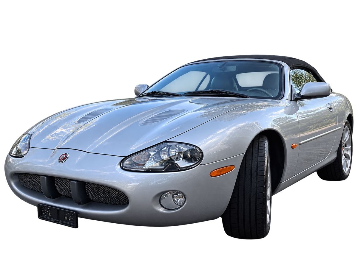Jaguar Automobili: Jaguar XKR 4.0 SC – Usato da Cham venduto da inf_cdz6 4