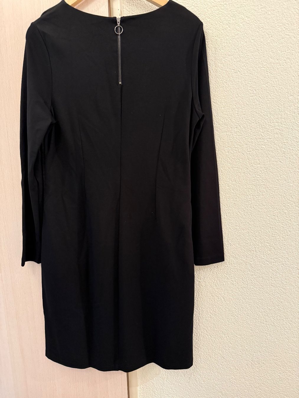 Comma Vestiti: COMMA DAMENKLEID – Usato da Zürich venduto da flo_7cvq 1
