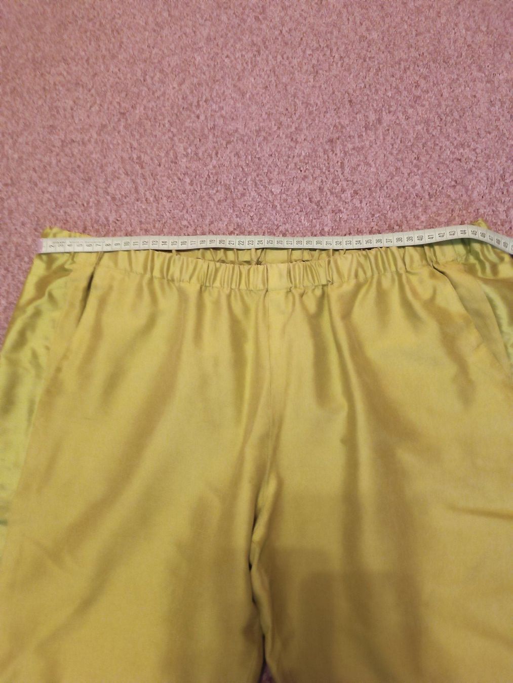 Hosen: Seidenhose Capri Damen Grün – Neu (gemäss Beschreibung) aus Horn von sonjamenzi 2