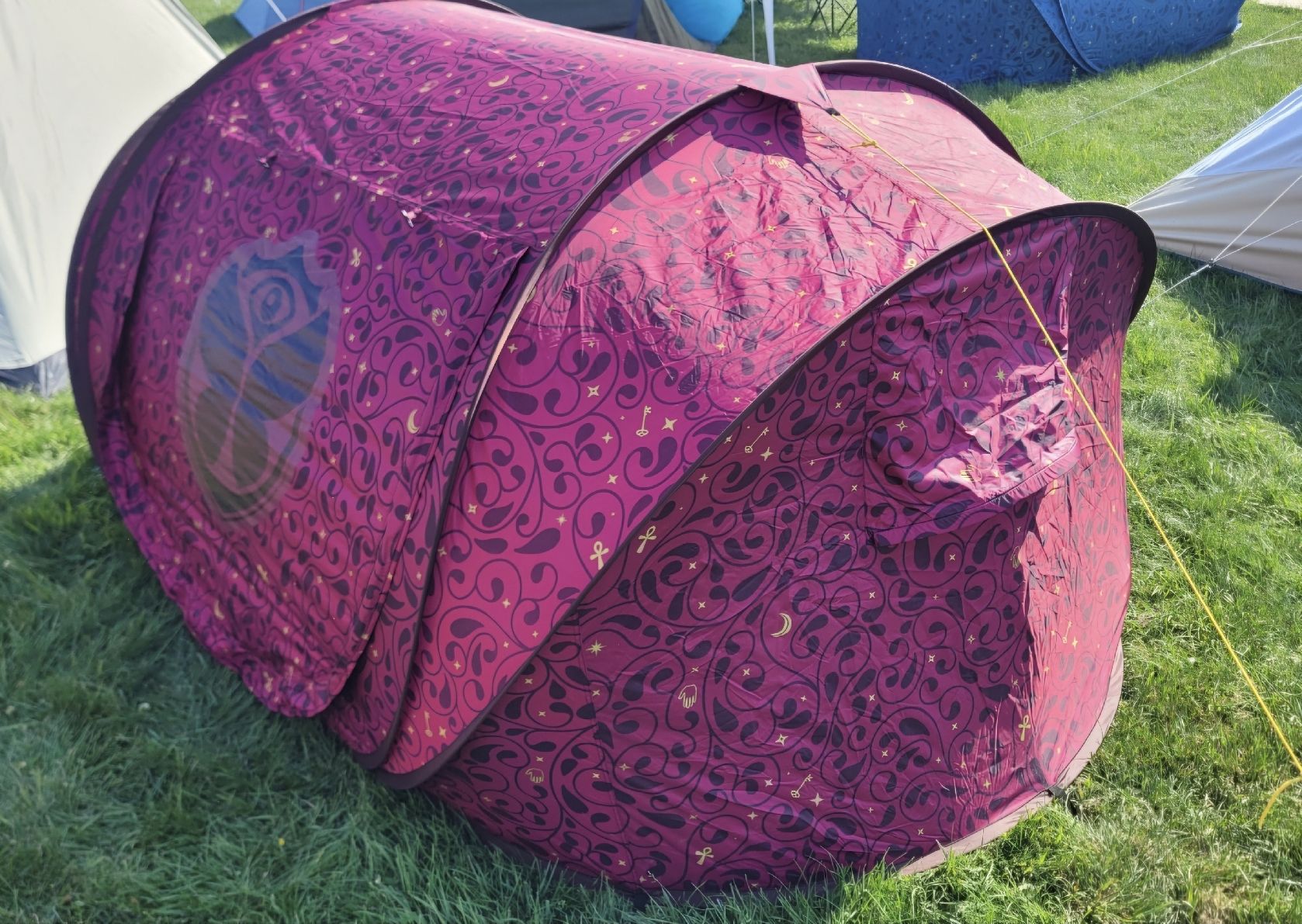 Zelte: Tomorrowland Zelt Tent 2P – Gebraucht aus Oberrohrdorf von dd_01