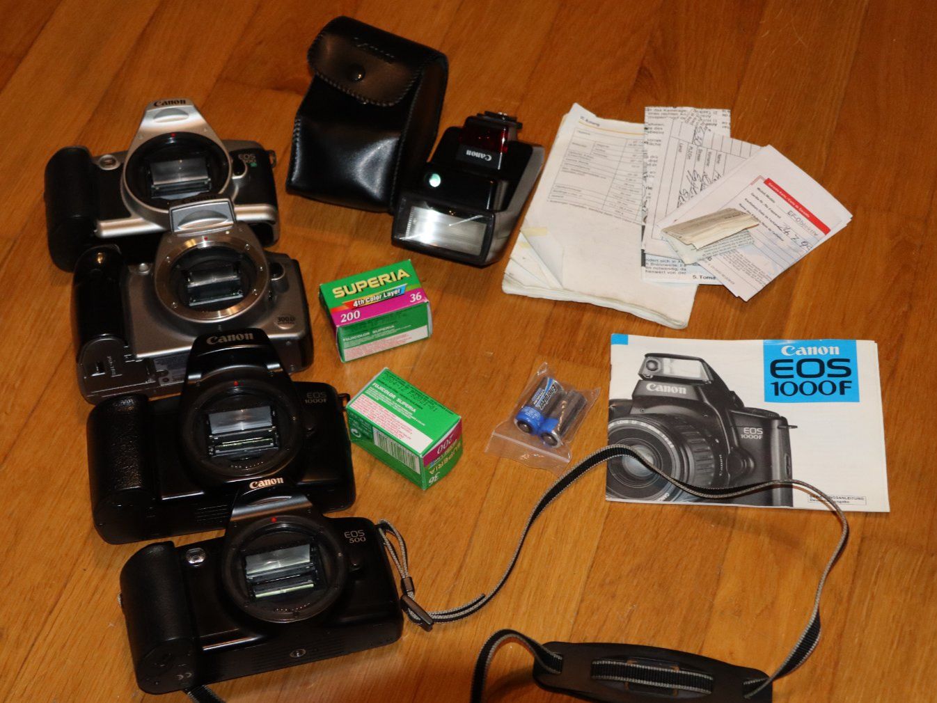 Canon Kamera: Canon Eos 300 D, Eos 500 N, Eos 1000 F, Eos 500 – Gebraucht aus Hohenrain von magiclocke