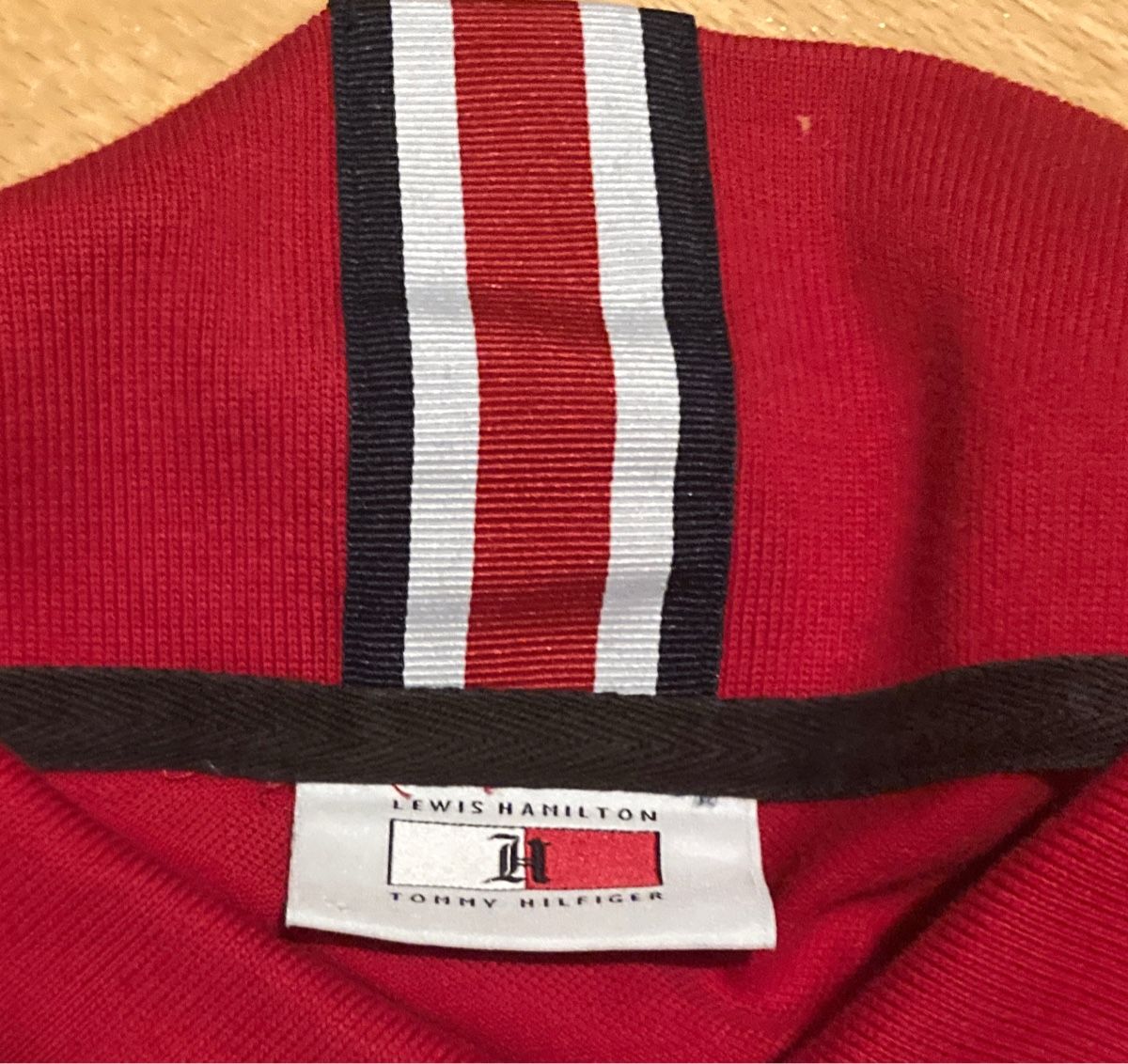 Tommy Hilfiger Magliette Polo: Poloshirt – Nuovo (secondo la descrizione) da Aarau venduto da Lukin 1