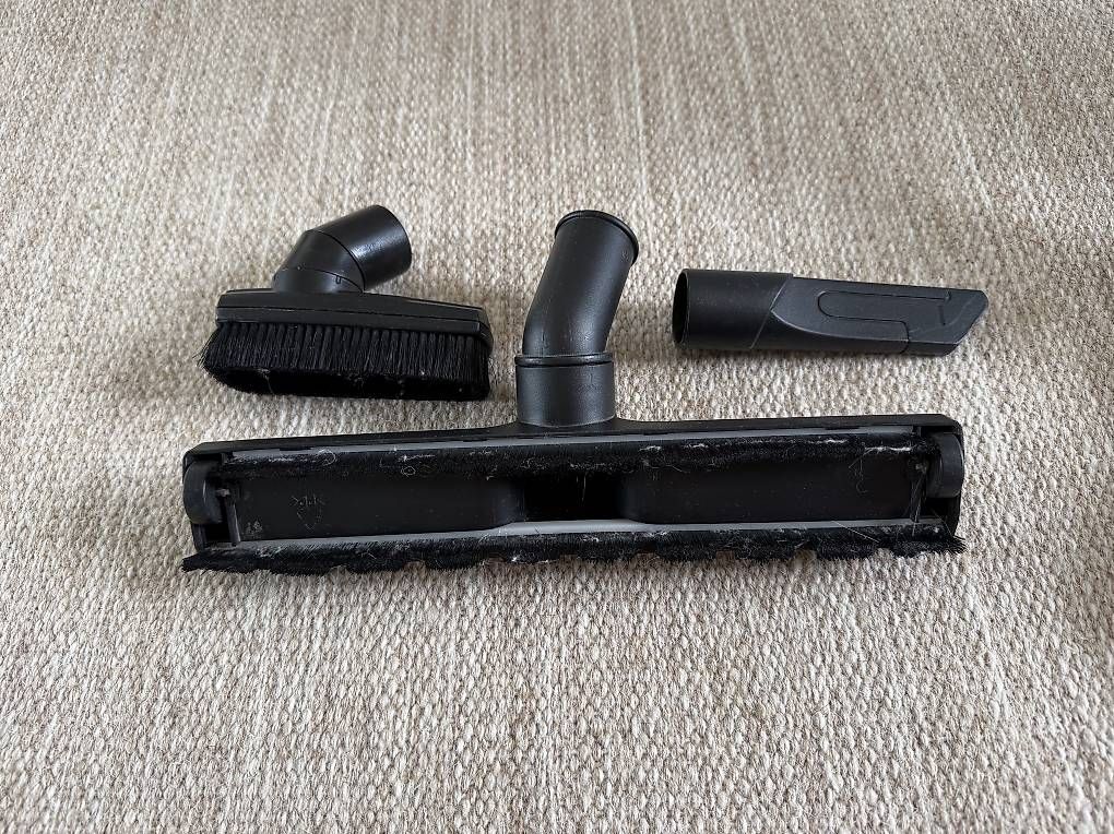 Aspirapolveri & Accessori: Staubsauger Intertronic – Usato da Zürich venduto da SamanthaGirod 4