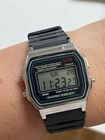 Digital Uhr - Ungetragen