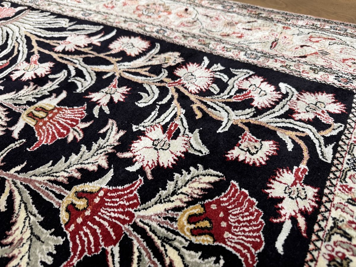 Tappeti: Einzigartiger echter Ghom Seidenteppich - 100% Perserteppich – Usato da Bennau venduto da Mayer_Carpets 5