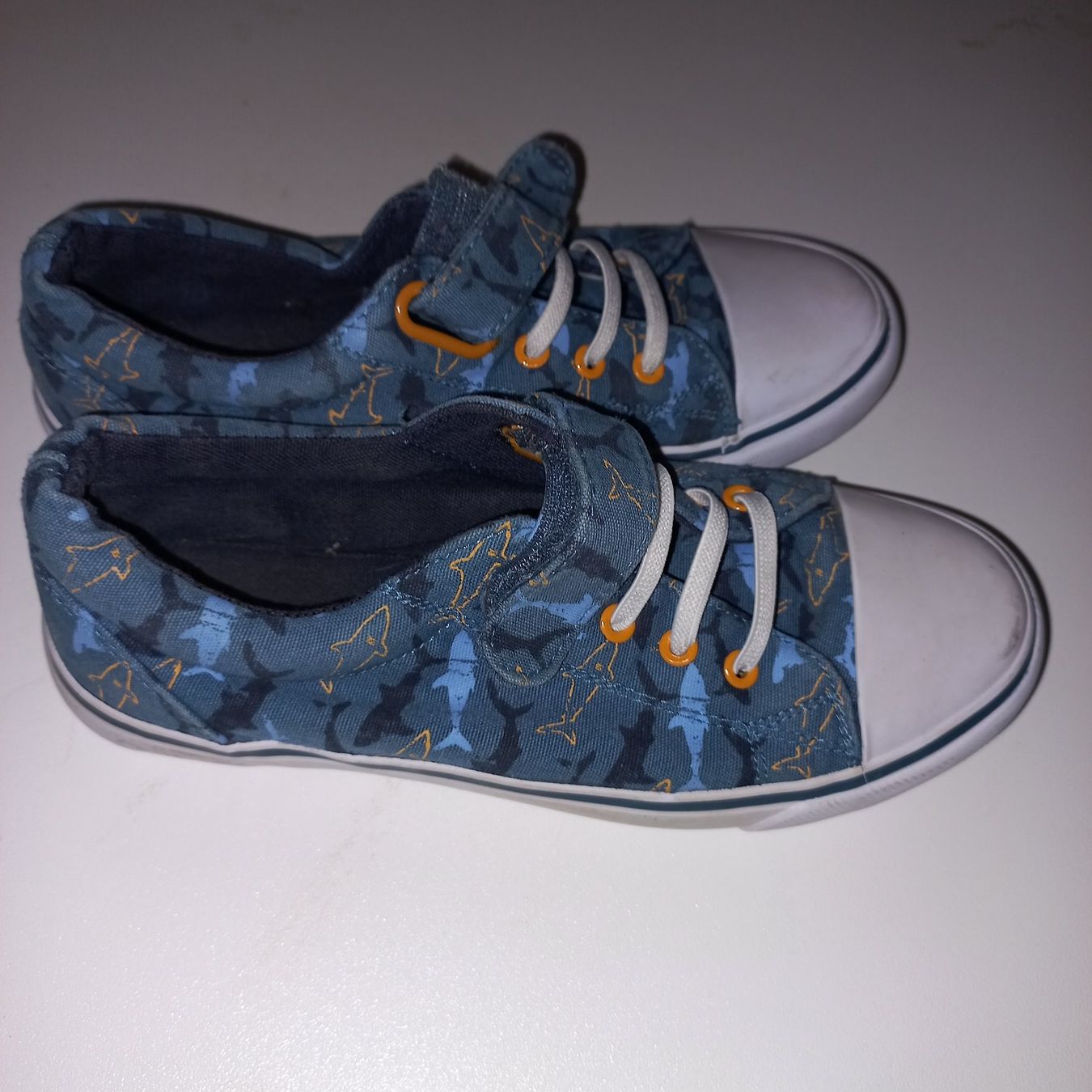 Scarpe per ragazzi: Halbschuhe gr.33 – Usato da Bachenbülach venduto da enigmatic
