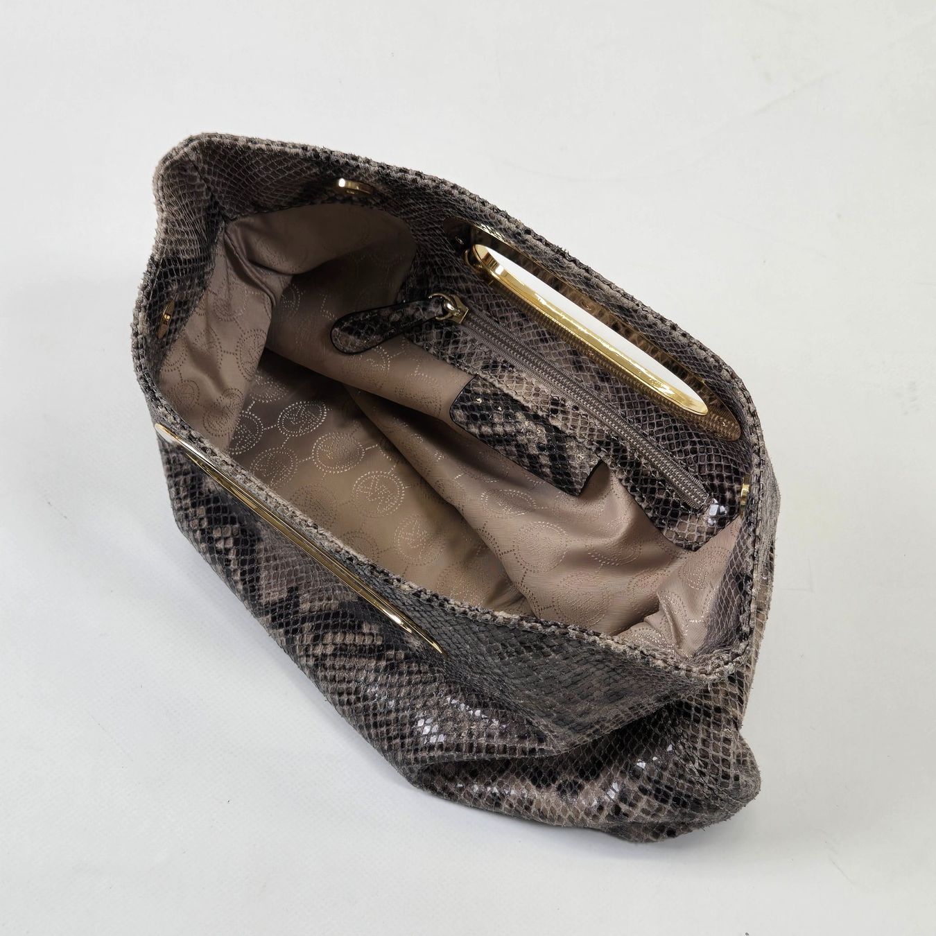 Michael Kors Taschen für Damen: MICHAEL KORS Clutch Phyton – Gebraucht aus Zürich von Foxxy365 1