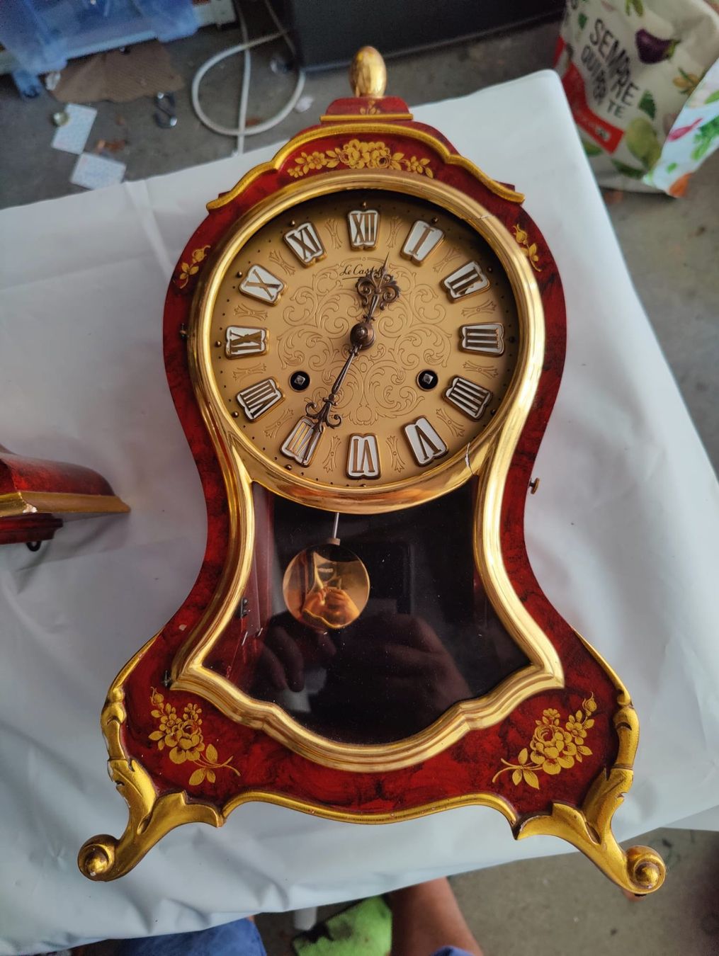 Pendules & Horloges murales: Le Castel Neuenburger Pendule Uhr – Défectueux à Buochs par Russi96