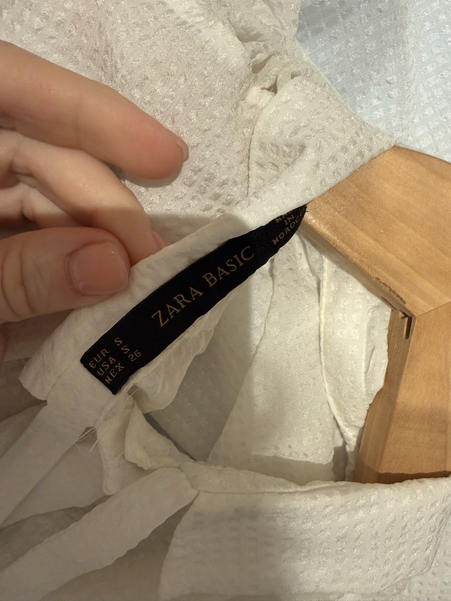 Zara Camicette: Zara Basic White Shirt, size S, short sleeve - Summer! – Usato da Zürich venduto da floridiablanca 2