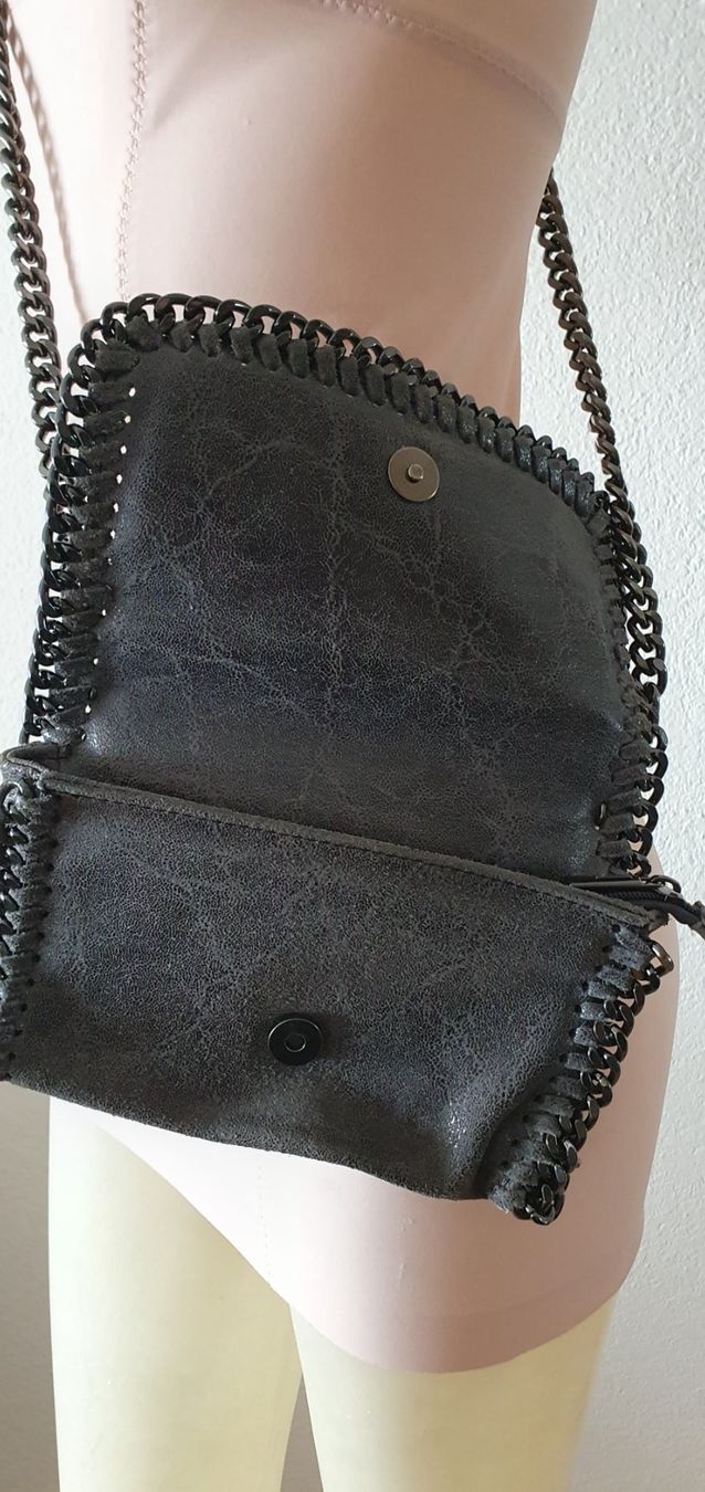 Borse: Kleine Ledertasche 14×21cm – Usato da Niederbipp venduto da fashionfuchs 6