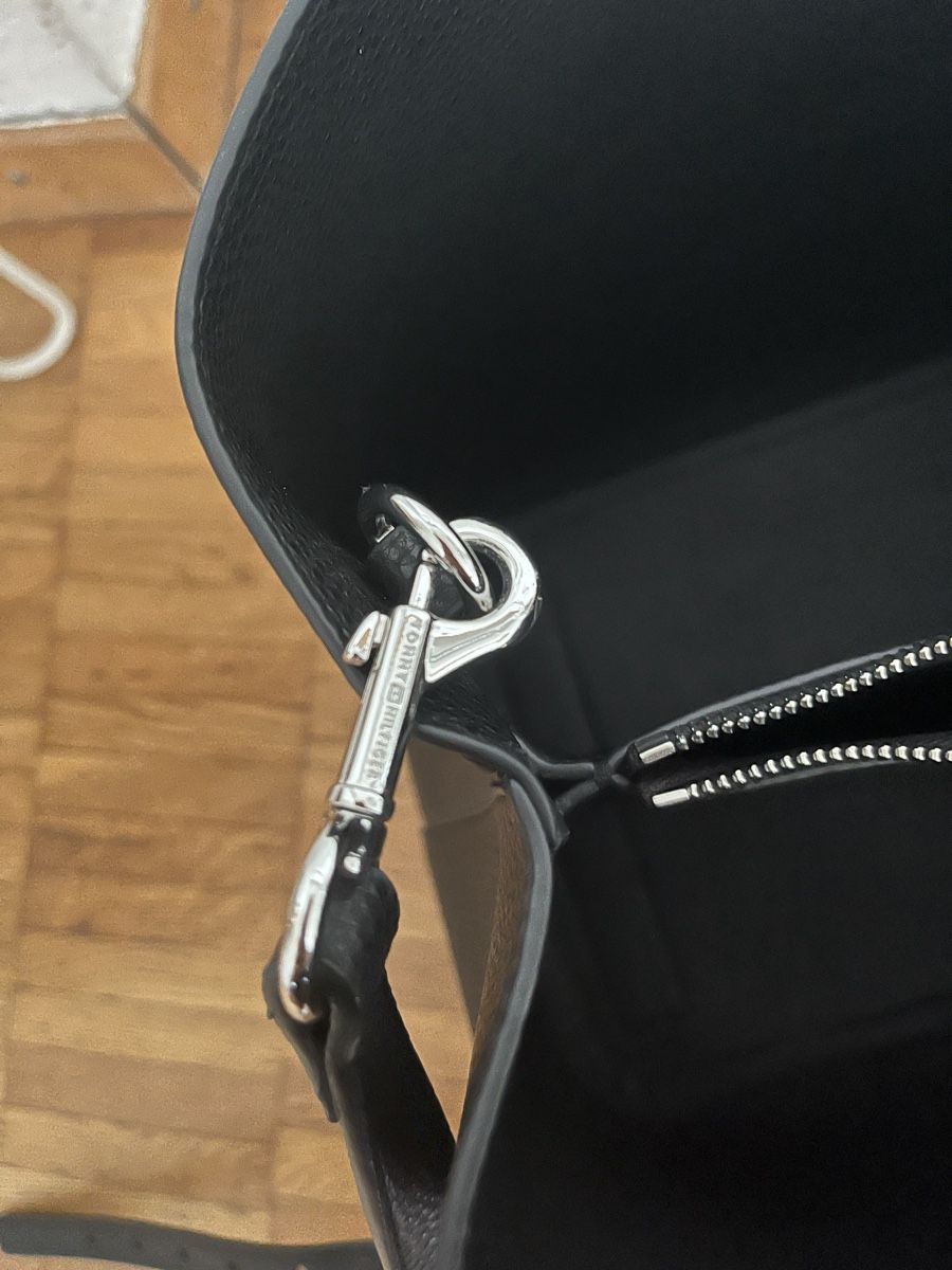 Tommy Hilfiger Taschen für Damen: Umhängetasche Tommy Hilfiger NEU – Neu und originalverpackt aus Uznach von le-ma-di- 5