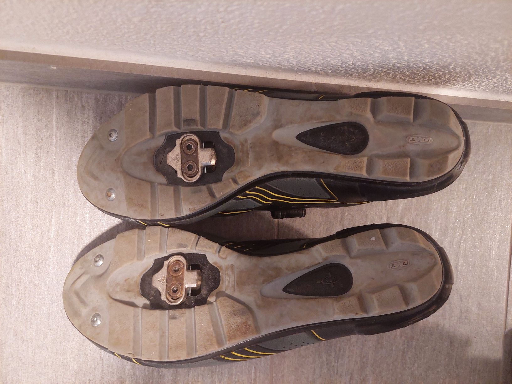 Scarpe da uomo: DMT Radschuhe Grösse 45 – Usato da St. Moritz venduto da psina20 4