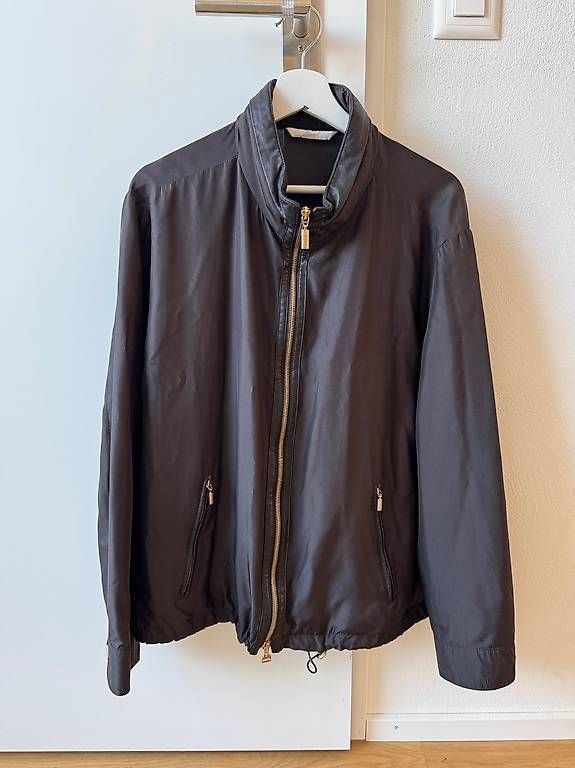 Brioni Giacche: Brioni Luxury Jacket Leather Trim - Size XL – Nuovo (secondo la descrizione) da Schübelbach venduto da Rahnmont