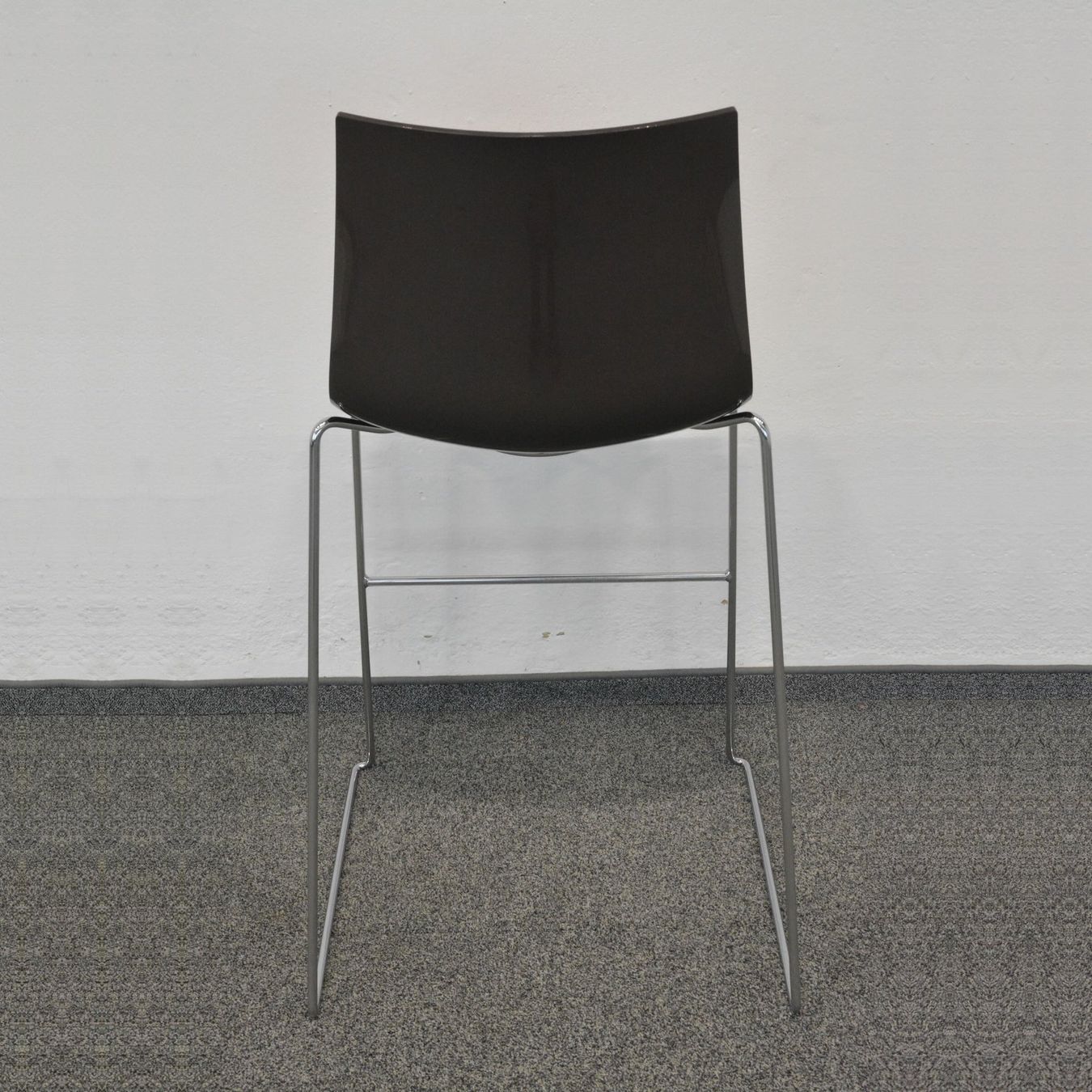 Arper Sgabelli: Arper Catifa 46 Barhocker – Usato da Schönenwerd venduto da mcofficeshop 4