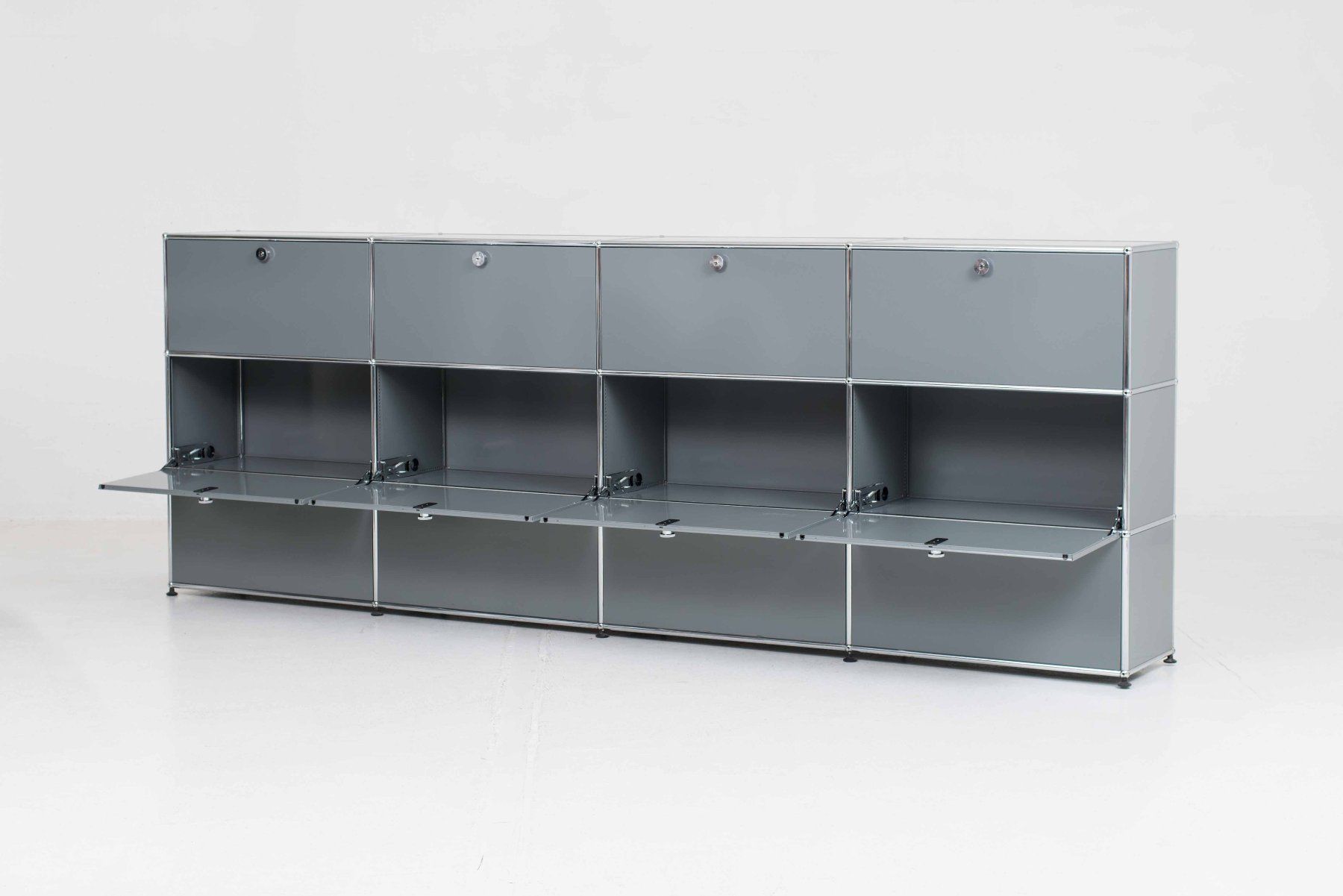 USM Cassettiere: USM Sideboard in Mittelgrau – Usato da Zürich venduto da STUZH38 2