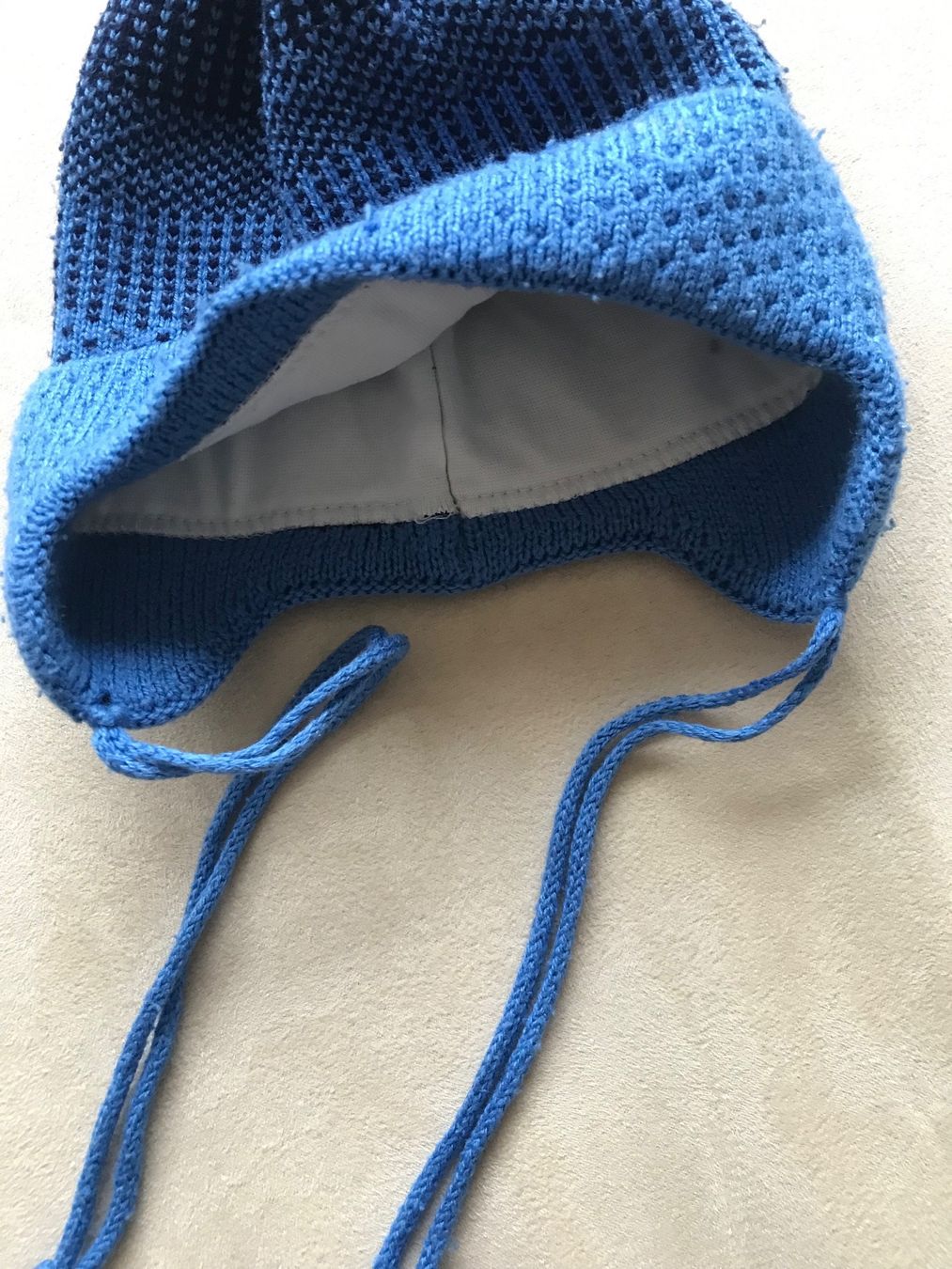 Altro abbigliamento per bambino: Mütze Gr.50-52 – Usato da Stäfa venduto da Exclusive00 1