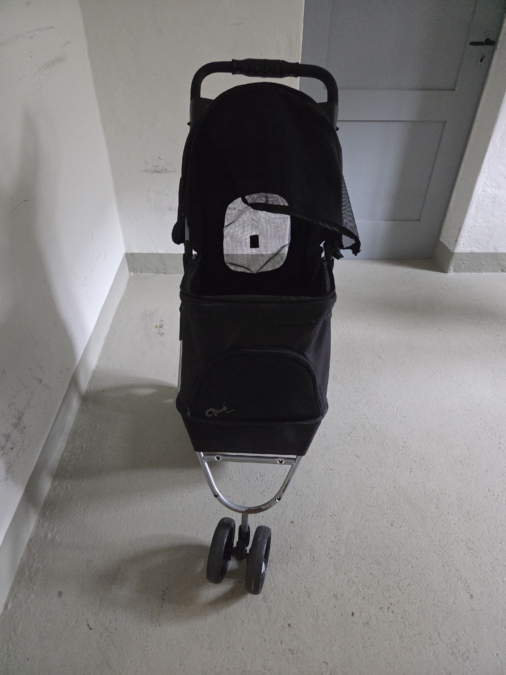 Liege- & Schlafplätze: Hunde Buggy von Trixie – Gebraucht aus Winterthur von katzen07 2