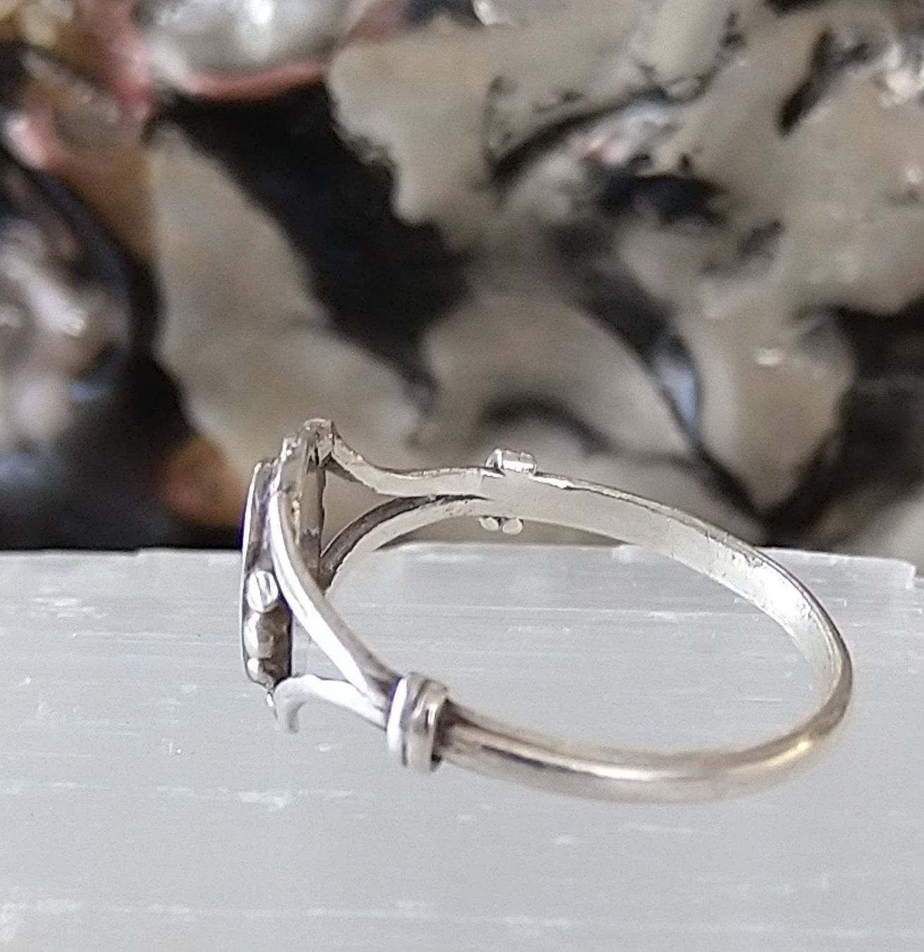 Ringe: SILBER RING VINTAGE MIT GRÜNEM STEIN – Gebraucht aus Romanshorn von  2