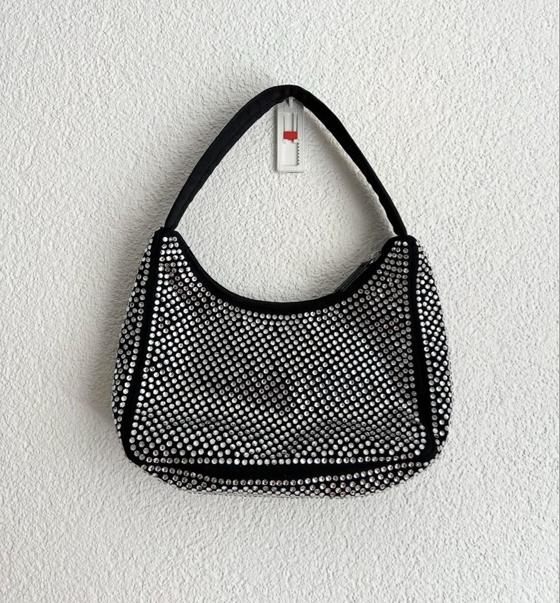 Borse da donna: Tasche mit Strasssteinen Schwarz Silber  – Usato da Chur venduto da faja7000
