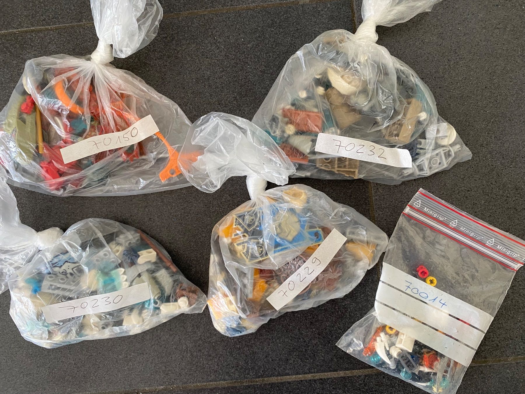 Lego Giocattoli: Lego Chima: Viele Ersatzteile – Usato da Zimmerwald venduto da Ngiyabonga 1