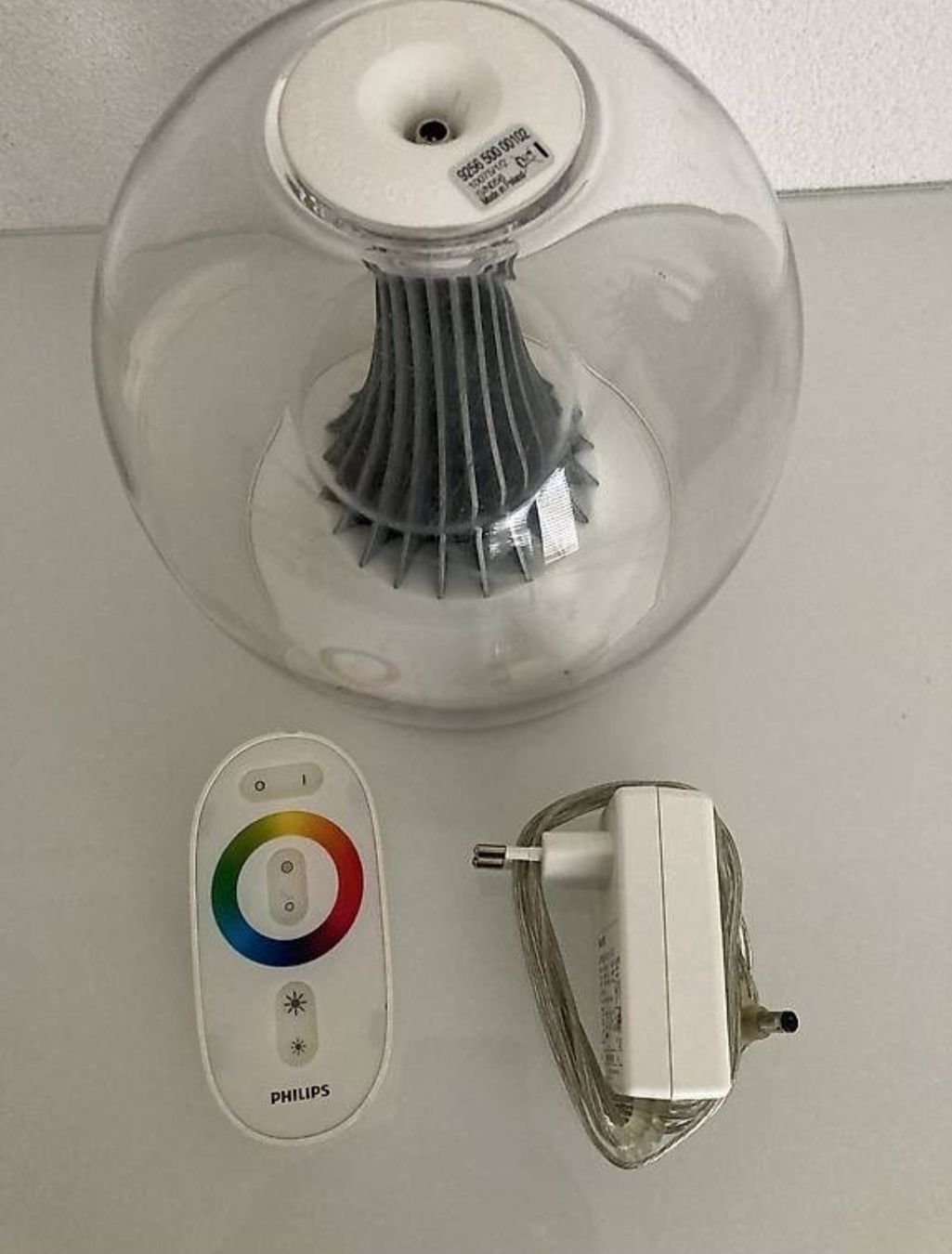 Philips Lampade: Philips LivingColors Gen2 Stimmungslampe – Usato da Niederwangen BE venduto da drizabone 3