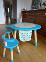 MuTable Stokke Kindertisch inkl 2 Stühle