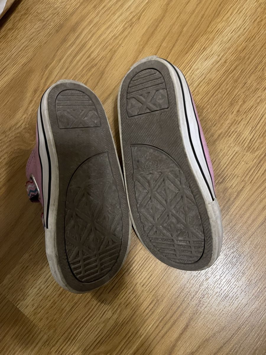 Converse Schuhe für Mädchen: Converse rosa Gr. 24 – Gebraucht aus Suhr von RIE83 2
