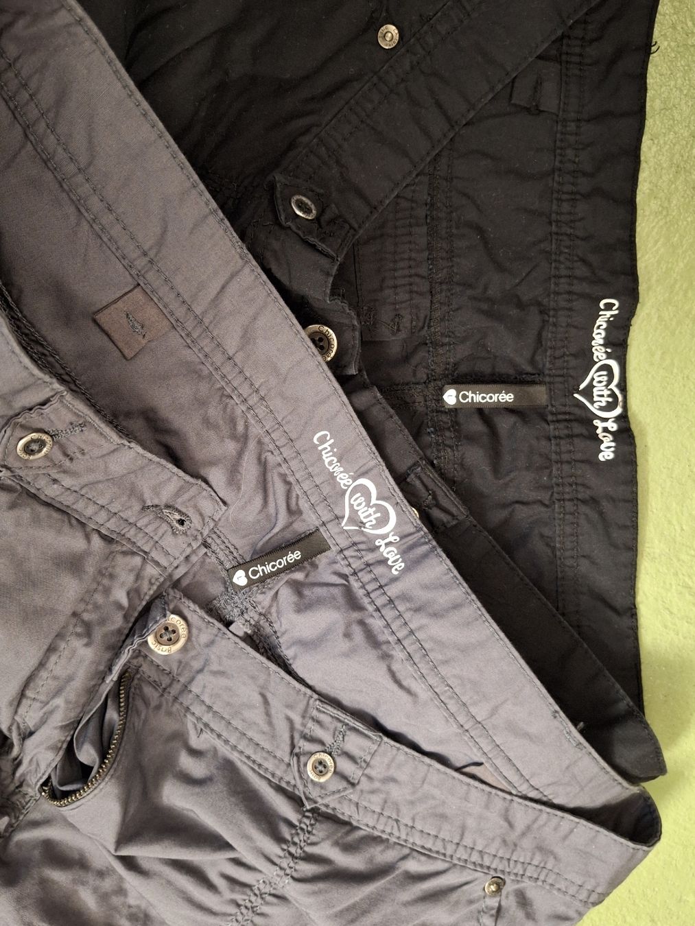 Pantaloni: 2 Chicorée Sommer Hosen – Usato da Niederglatt ZH venduto da Bobsli 2